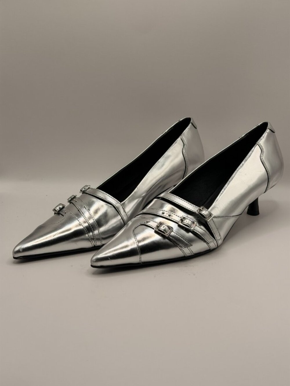 VAGABOND Womens 50mm Lykke pointed-toe buckle pumps Silver Heels Sz EU 39 / 9 US
